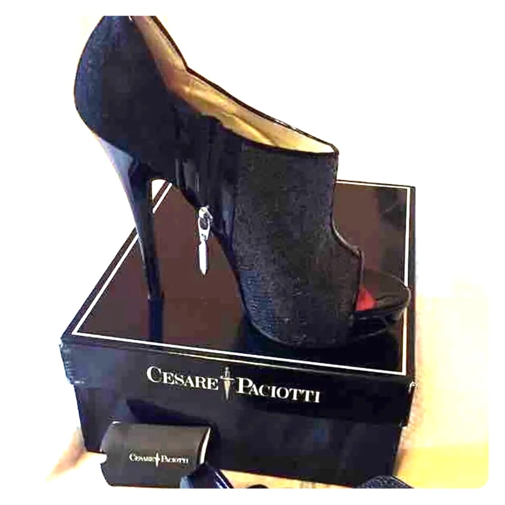 Cesare Paciotti ankle booties peep toe